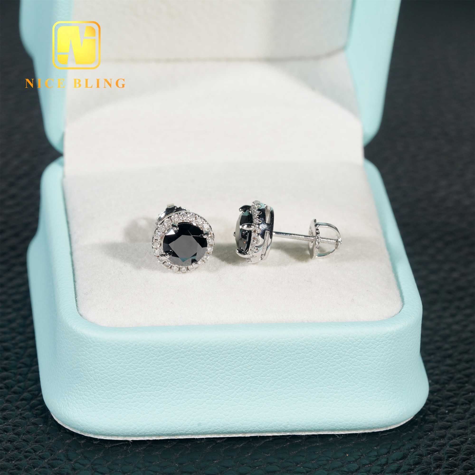 Shining Women Men Earrings 1.0ct Sterg Sier VVS Dia Emerald Green Moissanite Halo Ear Studs For Engagement Wedding