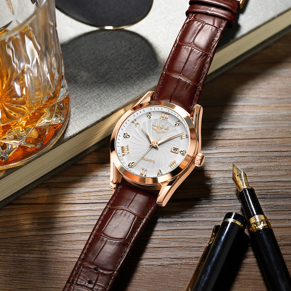 LIGE's new minimalist men's waterproof calendar, night light multifunctional quartz leather strap watch, holiday gift