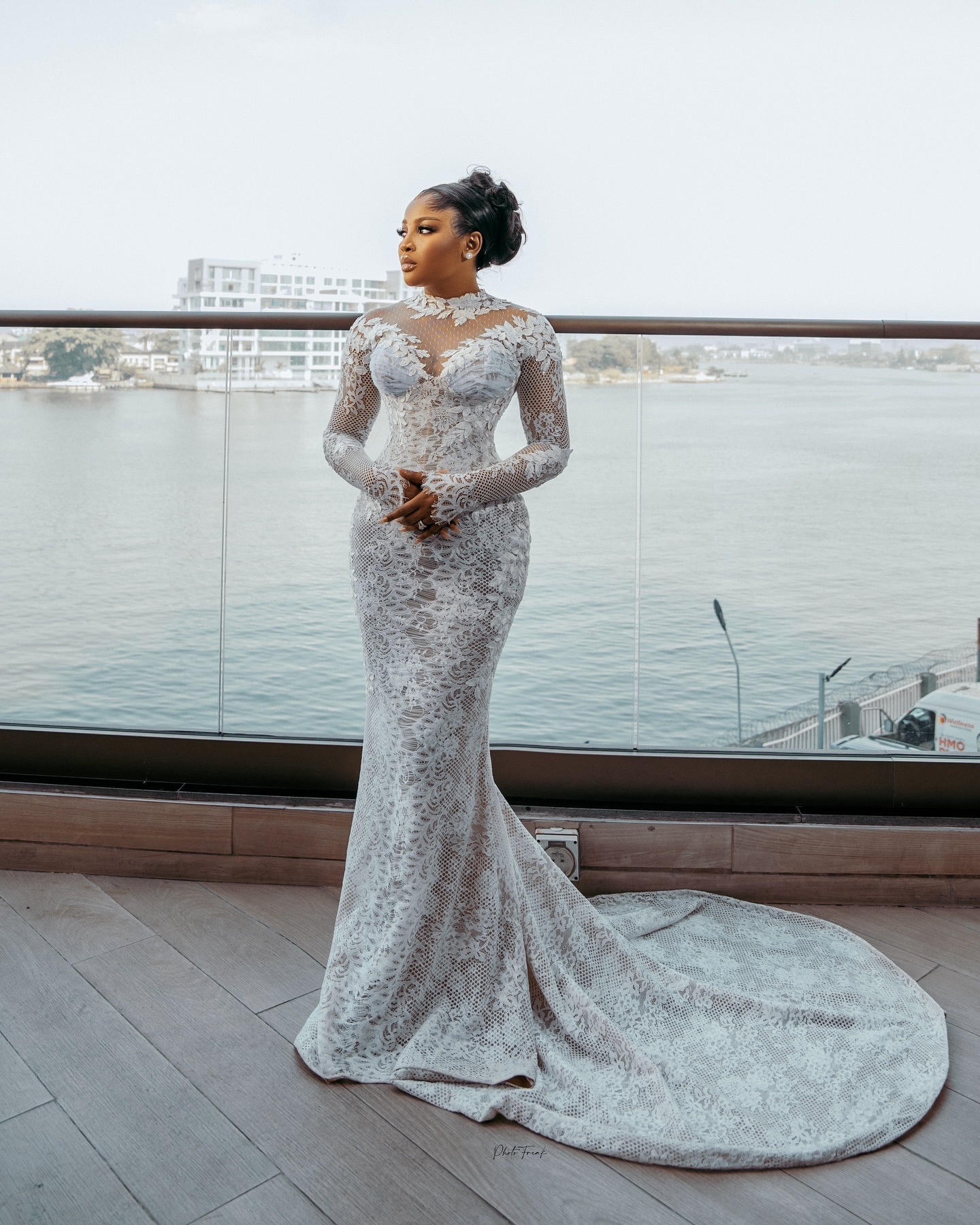 2025 Arabic Aso Ebi Plus Size Ivory Illusion Mermaid Wedding Dresses Lace Full Sleeves Vintage Charming Bridal Gowns Dress For Bride
