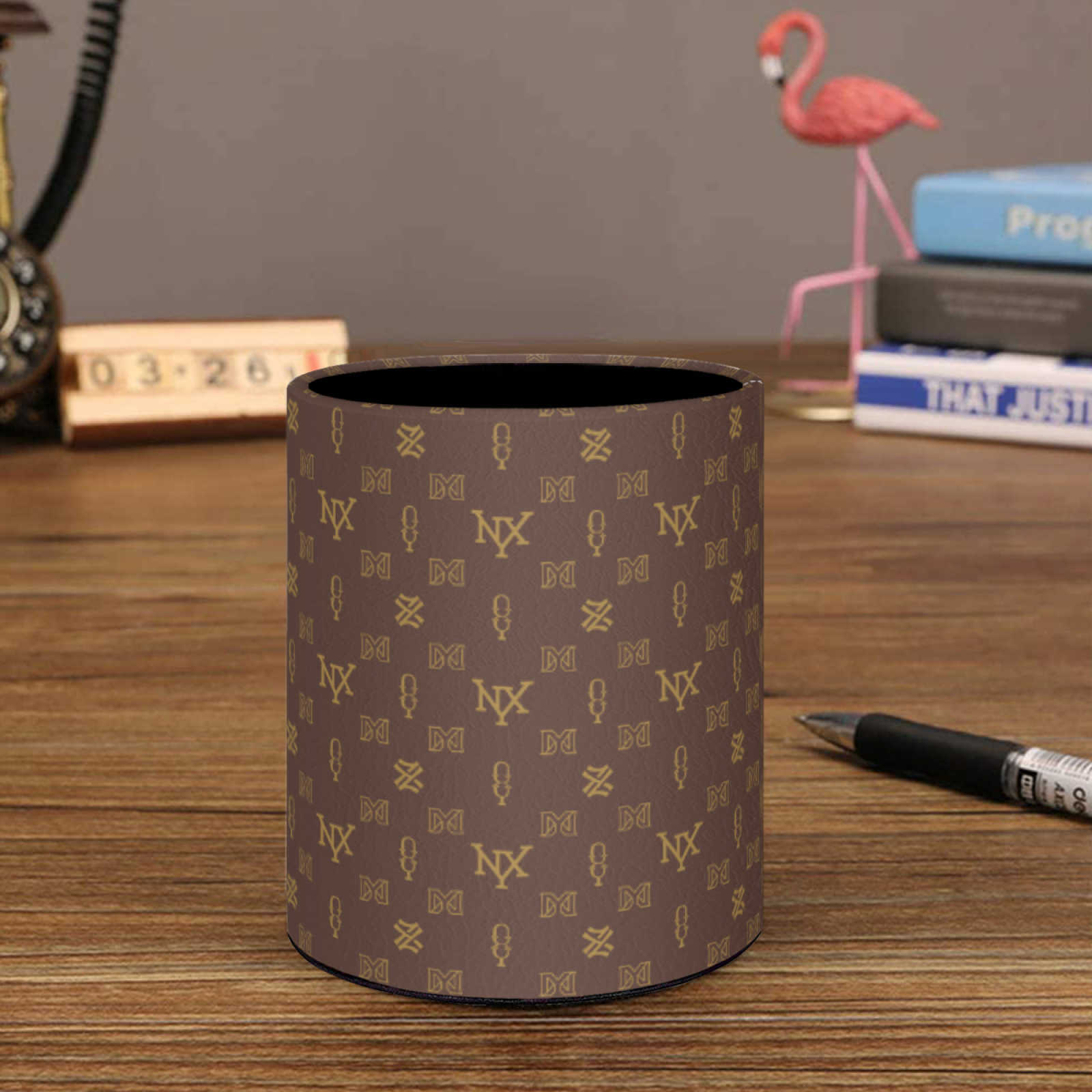 NXY Business Leather Designer Round Pencil Holder Desktop Stationery Makeup Brush Storage Office Desk Organizer Pencil Cup Holder