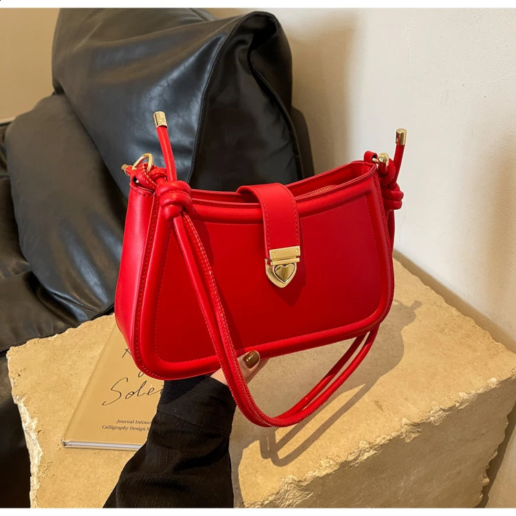 White Single Shoulder Bag for Women Classic Flap Small Underarm Bags Lady Daily Out Casual Handbag Purses 250121