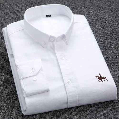 Casual Pure Cotton Oxford Mens Shirts Long Sleeve Embroidery Horse Design Regular Fit Fashion Button Man White Dress ShirtXJ250121
