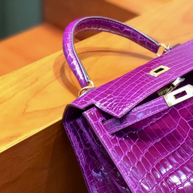 Luxury Shiny Croco Handbag Designer Crossbody Bag Shoulder Bag Business Bag 25 28 Fully Handmade in original French Niloticus Crocodile with 24K plated hardware