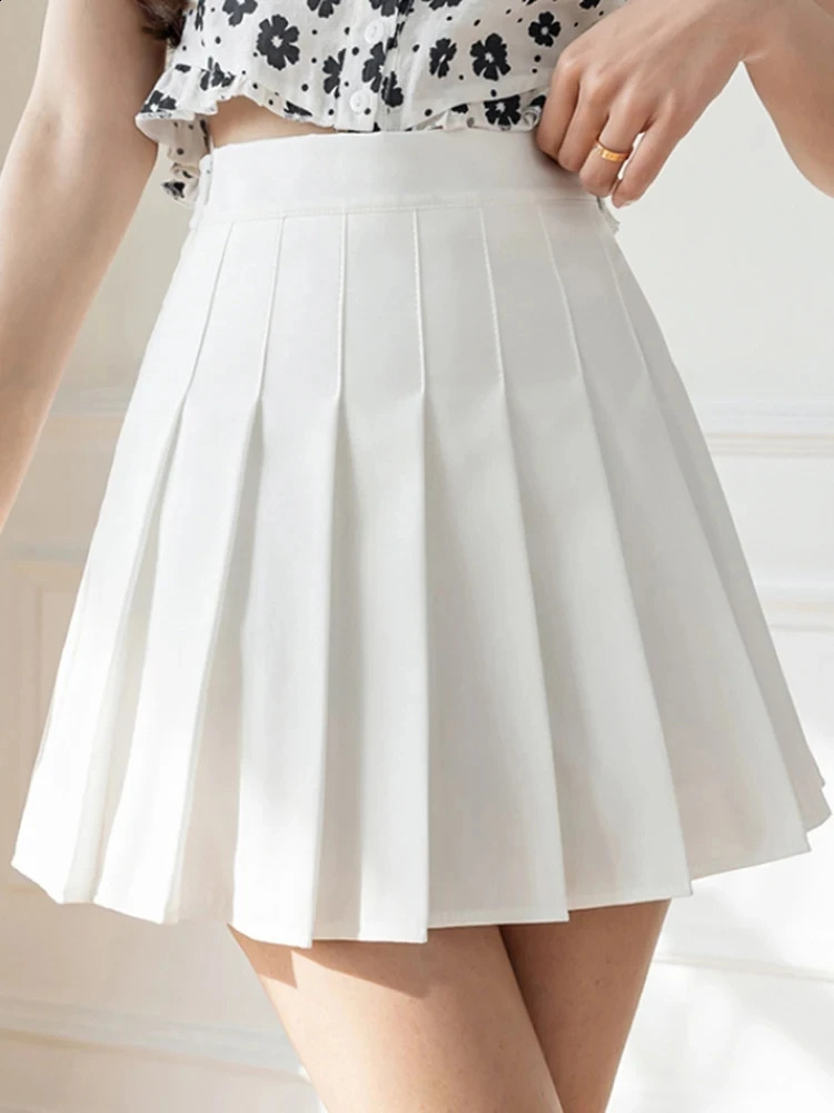 High waisted pleated short shirt for women in autumn college style Korean version solid color anti Aline 250122