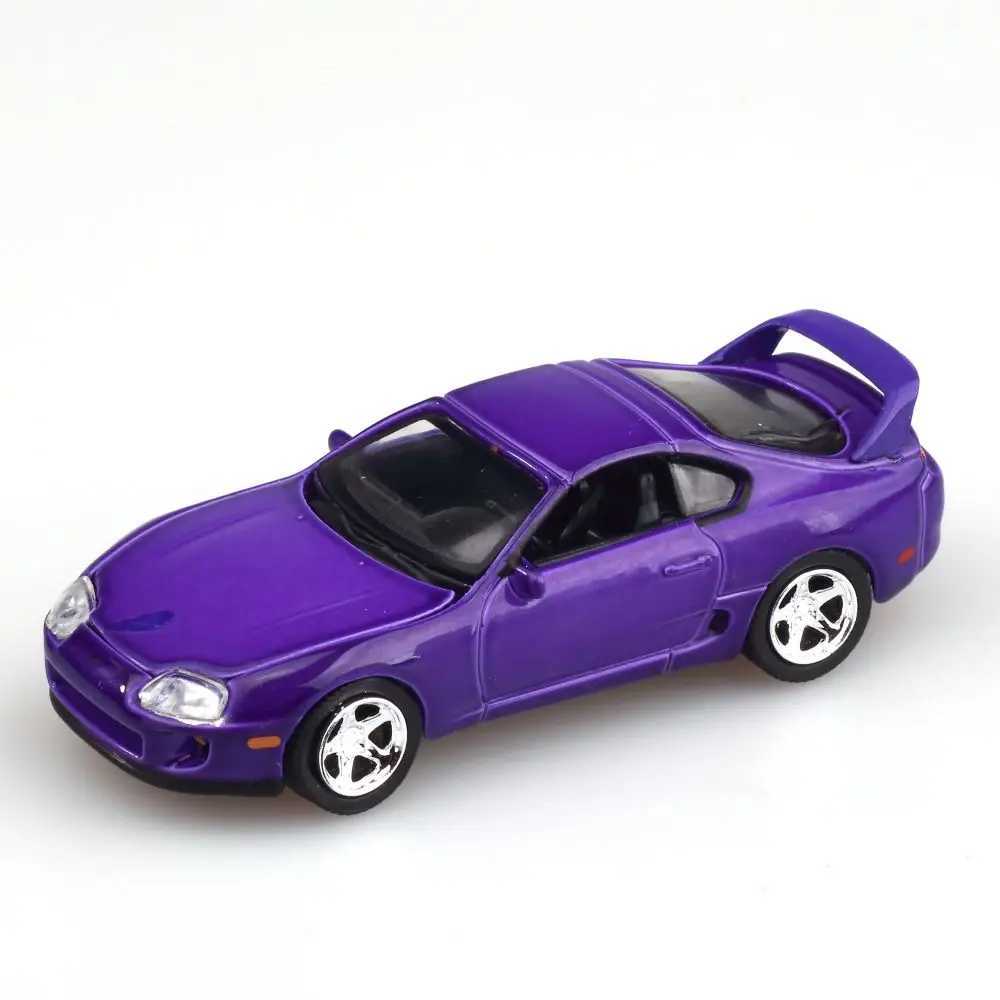 Auto World 1/64 Scale Chevy Suburban Bridge Diecast Cars Alloy Toy Car Model Collection Diecast Alloy Car Model for Gift X250125