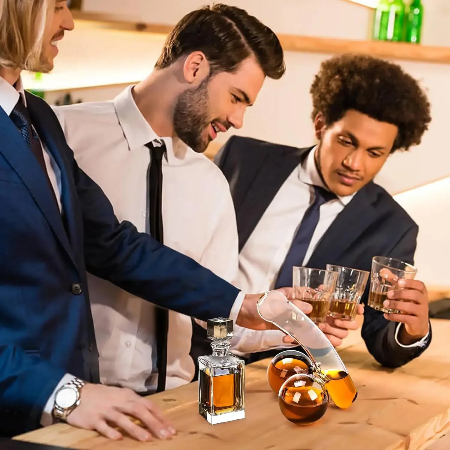 Cannon Whiskey decanter borosilicate glass container Table decoration red wine dispenser Bar accessories 250107