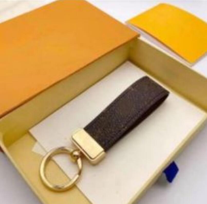 Keychain Brand Designer Key Chain Mens Luxury Car Keyring Womens Buckle Keychains Handmade Leather Men Women Bags Pendant Accessories Multicolor