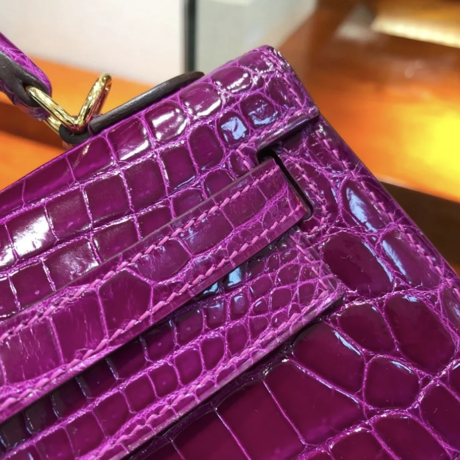 Luxury Shiny Croco Handbag Designer Crossbody Bag Shoulder Bag Business Bag 25 28 Fully Handmade in original French Niloticus Crocodile with 24K plated hardware