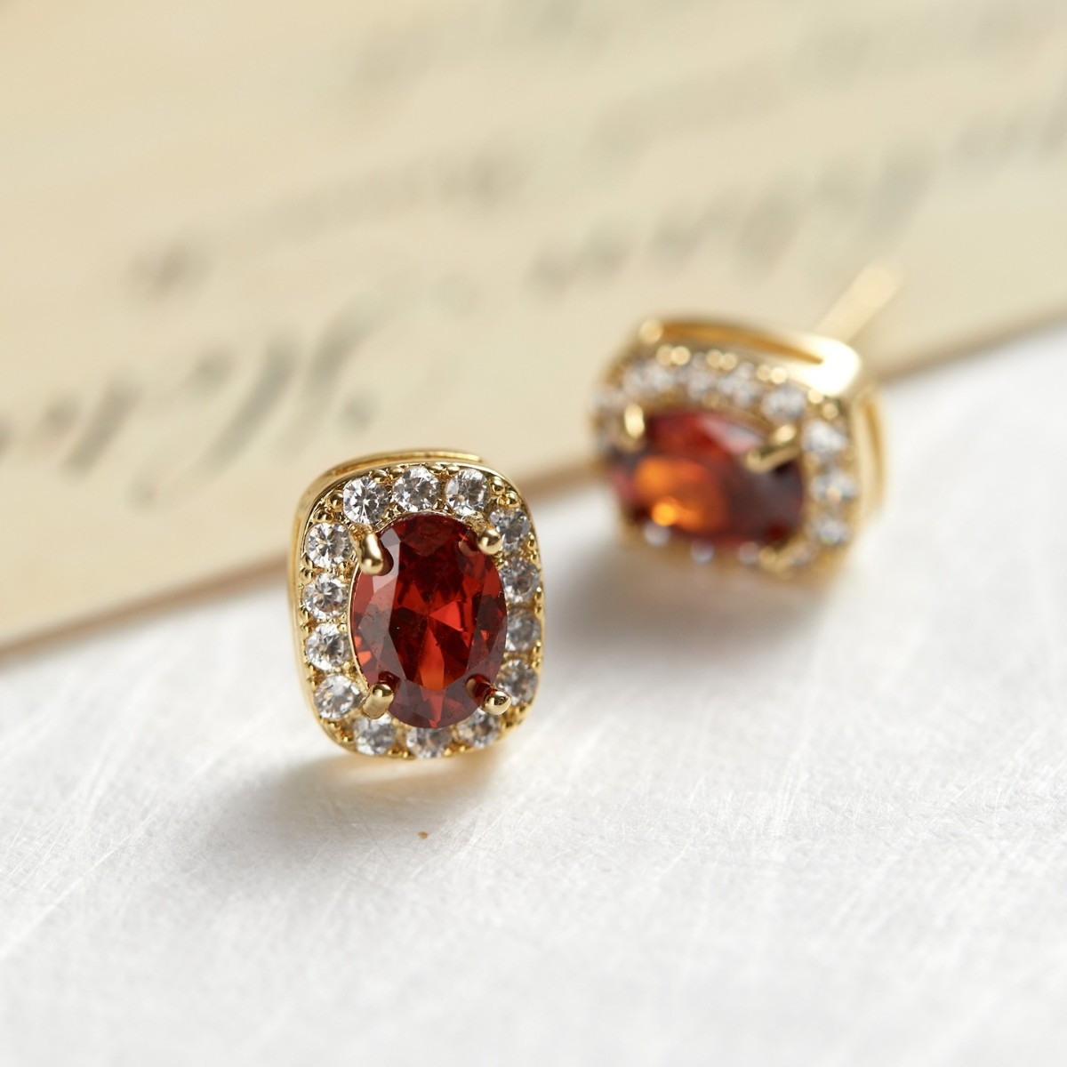 2025 Choucong Stud Earrings Vintage Jewelry 925 Sterling Silver Gold Fill Oval Cut Ruby Pave Cubic Zircon CZ Diamond Party Women Wedding Earring For L