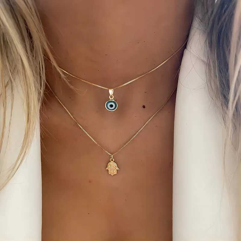Turkish Lucky Double Layer Palm Evil Eyes Pendant Necklace for Women Micro Paved Rhinestone Eye Clavicle Chains Jewelry GiftXJ250121
