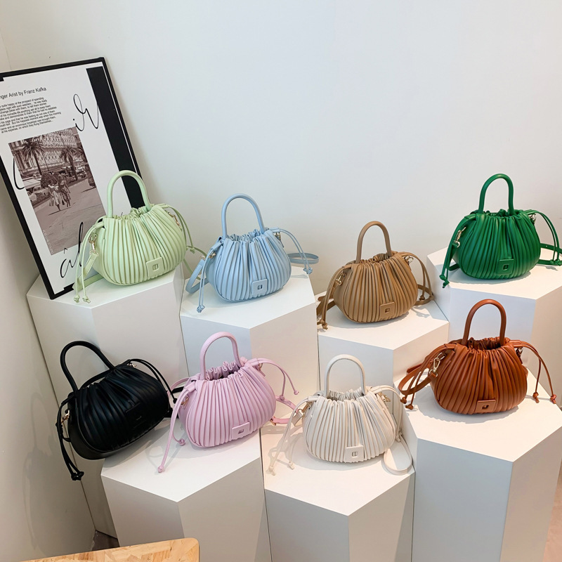 Wrinkle Pocket For Women's Bag 2025 New Drawstring Bucket Handheld Fashion Trend Texture Single Shoulder Crossbody