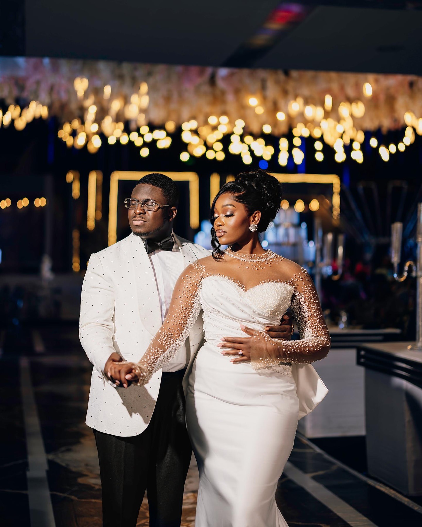 2025 Arabic Aso Ebi Plus Size Ivory Mermaid Wedding Dresses Pearls Beaded Full Sleeves Satin Simple Bridal Gowns Dress For Bride