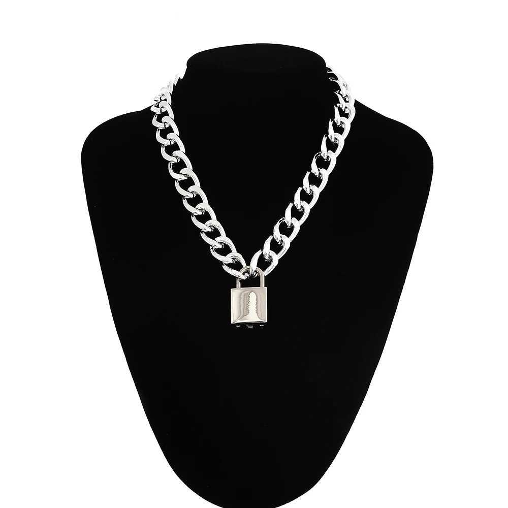 Vintage Chunky Thick Link Chain Necklace For Women Gold Color Padlock Couple Pendants On Neck Fashion Jewelry GiftsXJ250121