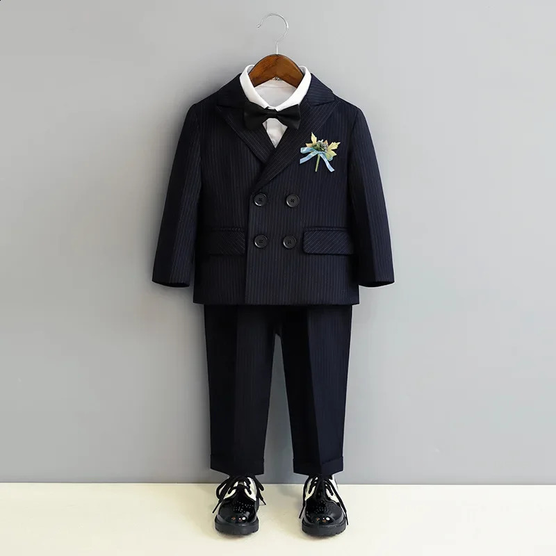Kids Ceremony Attire blue Fashion Stripe Piano Performance Tuxedo Boys Wedding Suit Formal Children School Uniform Blazer Set 250120