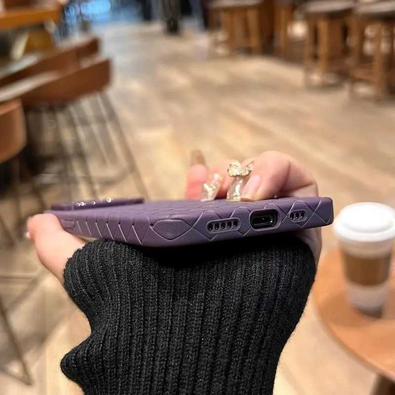 Breathable Mesh Grid Woven Cooling Thin Case For iPhone 16 15 14 13 12 11 Pro Max Plus Soft Silicone Cover Z250122