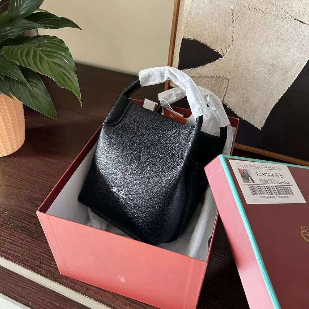 Fashion Light Mini Vegetable Basket Retro New Lychee Grain Cowhide Bucket Leather Single Shoulder Crossbody Bag