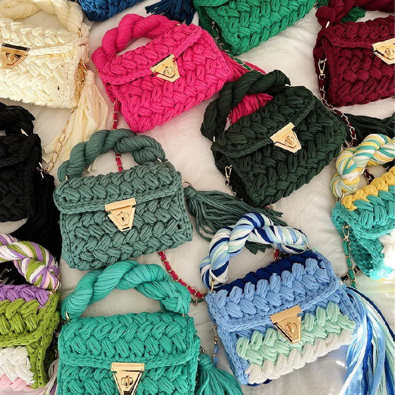 New Free Shipping Designer Bag Handmade Woven Womens Thread Hook Knitted Shoulder Bag Colorful Strip Chains Bags For Women Small Purses