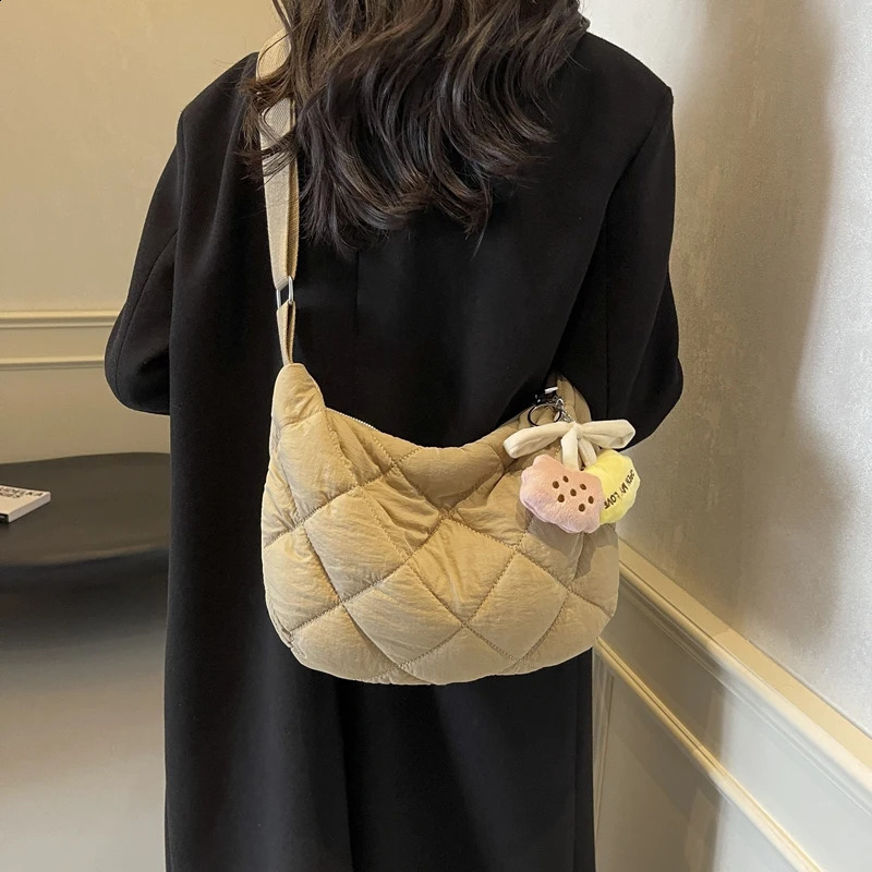 New Free Shipping Designer Bag Puffer Tote For Women Quilted Shoulder Bag Cotton Padded Crossbody Messenger Bags Puffy Down Padding Handbag Dumpg Purs