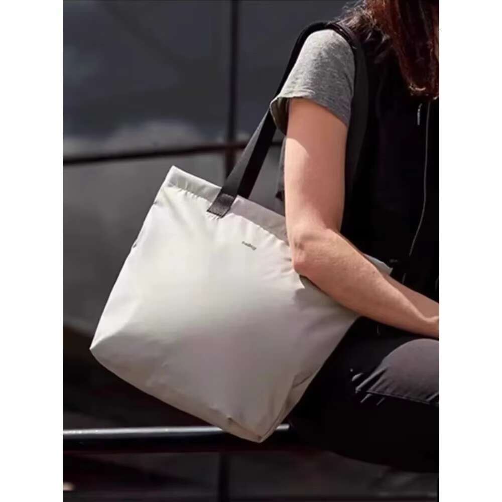 Bellroy Australia Lite 15L Stylish Tote Shoulder Bag For Commuting To Work