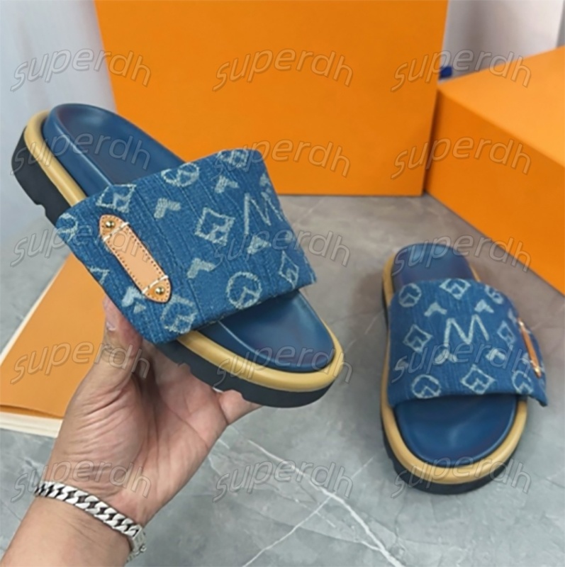 Designer Sliders Women Men Pool Pillow slippers Flat Comfort Mules Slides Fashion Classic Prints Embossed Summer Sandals Black Grey vintage Beach Shoes slippers