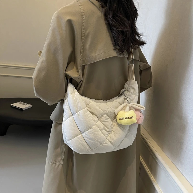 New Free Shipping Designer Bag Puffer Tote For Women Quilted Shoulder Bag Cotton Padded Crossbody Messenger Bags Puffy Down Padding Handbag Dumpg Purs