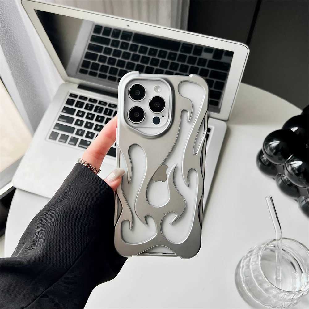 3D Flame pattern Phone Case for iPhone 16 14 12 11 13 15 ProMax 15 Plus Fashion Hollow Slim Shockproof Protective soft Cover Z250122