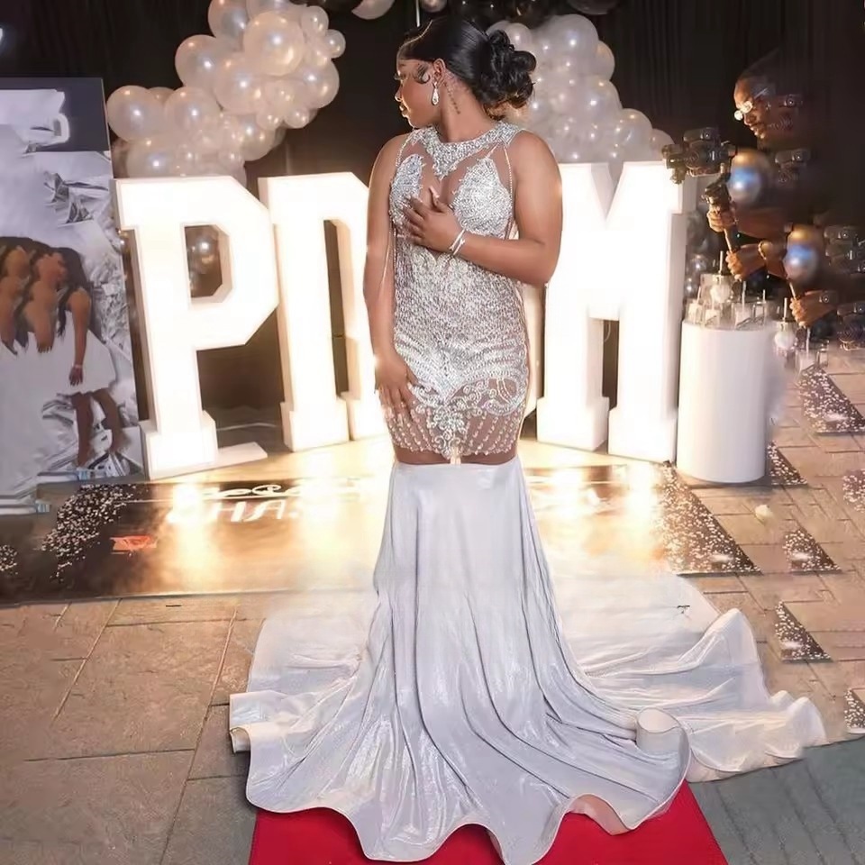 Sier Beaded Mermaid Prom Party Dresses 2025 Sheer Neck Plus Size Formal Birthday Evening Ocn Gown 0219