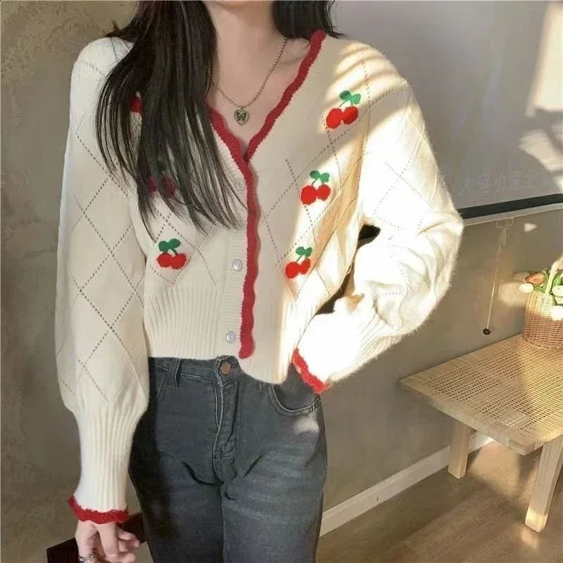 Autumn Vneck Long Sleeve Knitting Sweater Women Casual Loose Button Floral Allmatch Tops Sweet Cherry Cardigan Crop Top 250109Z