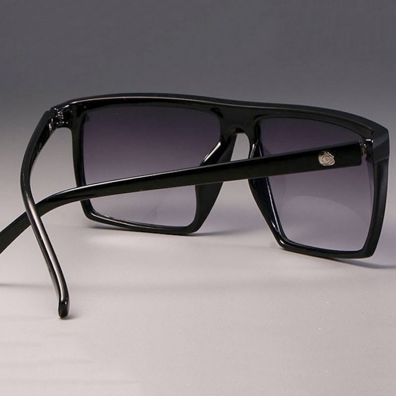 Kulou Retro Square Sunglasses Steampunk Men Women Brand Designer Glasses SKULL Logo Shades UV Protection Gafas CB Fashion Accessories