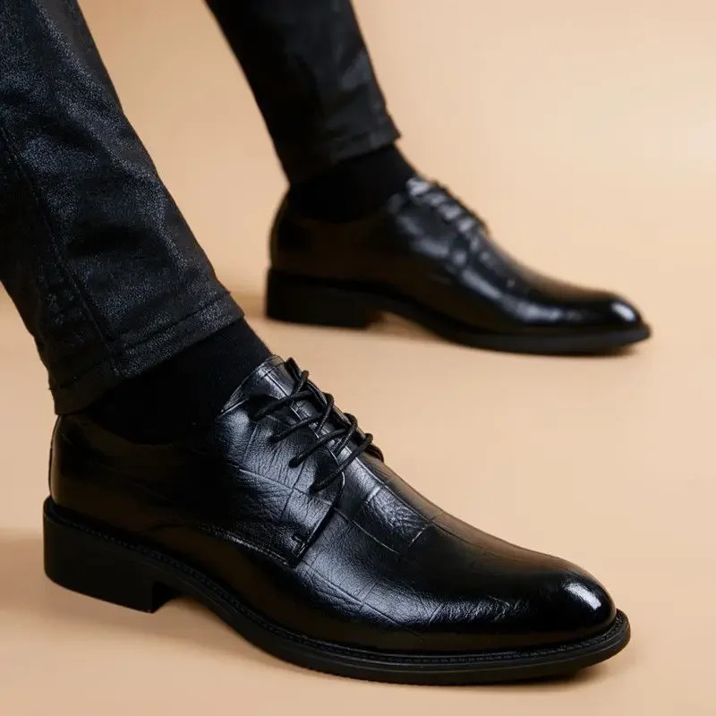 2024 Trend Dress Shoes Man Pointed Toe Social Shoe for Men Leather Casual Liquidation Low Price Legitimate Official Black250114