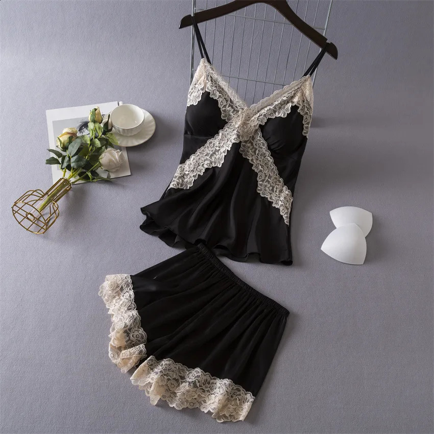 Daeyard Sexy Lace Lingerie Set for Women Silk Pajama Set Cami and Shorts 2 Pieces Pjs Nightwear Satin Sleepwear Home Clothing 250122