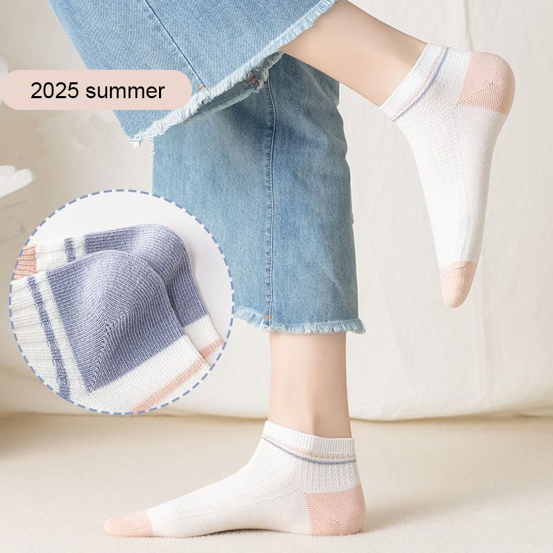2025 Spring and Autumn Girls' Socks Shallow Mouth Stripe Cut Student Motion Invisible Boat Socks Love Polyester Wholesale 5 Colors