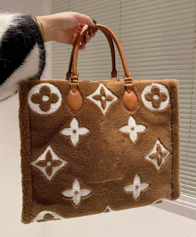2025 Winter Teddy Waist Bag for Women & Men, Soft Furry Bumbag with Floral Pattern, Cotton Fabric & Leather, Black & White