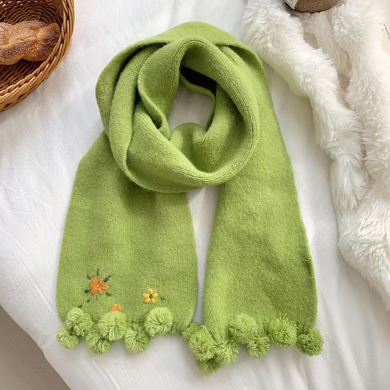 T121 Korean scarf autumn and winter new niche design embroidered small flower ball scarf wool knitted neck