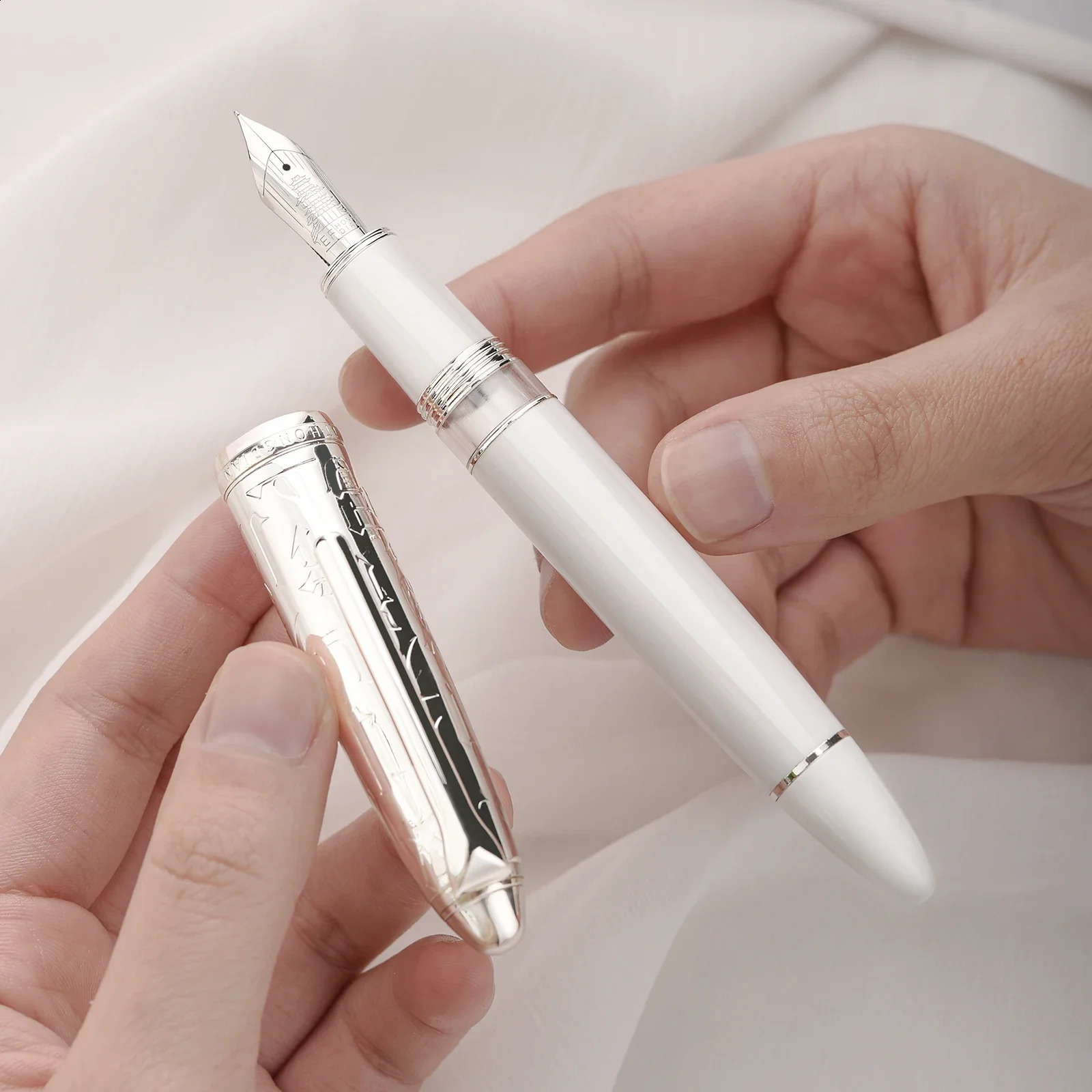 HongDian N6 White Piston Fountain Pen Resin EF/F/Long Knife Nib Beautiful Torpedo Cloud Seal Cap Business Office Writing 250115