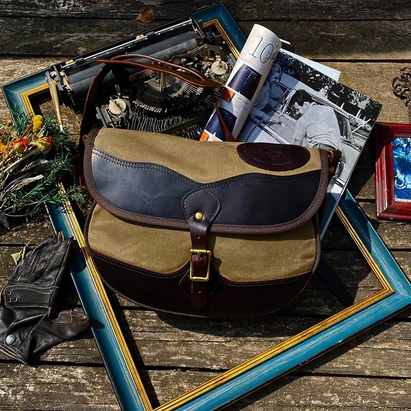 Customized American retro FR 565 566 oil wax canvas shoulder bag size 27 * 21 * 7cm leather shoulder strap saddle bag 250109