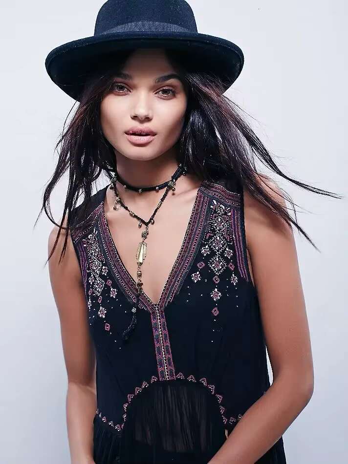 Summer V Neck Irregular Long Backless Embroidery Beach Sexy Holiday Hook Sleeveless Bohemian Dress Free Vestidos