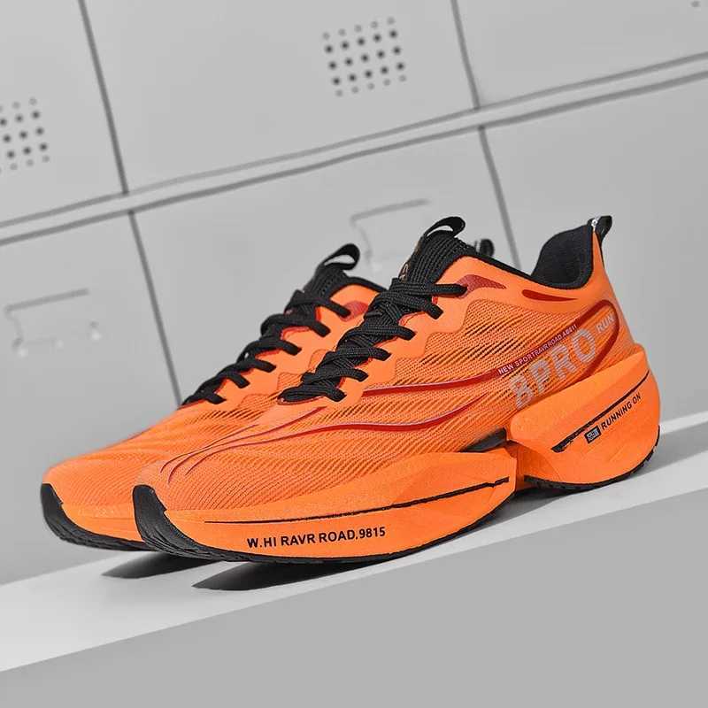 Marathon Air Cushion Carbon Plate Sports Running Shoes Men Breathable Lightweight Women Comfortable Nonskid Speciality Sneakers Z250118