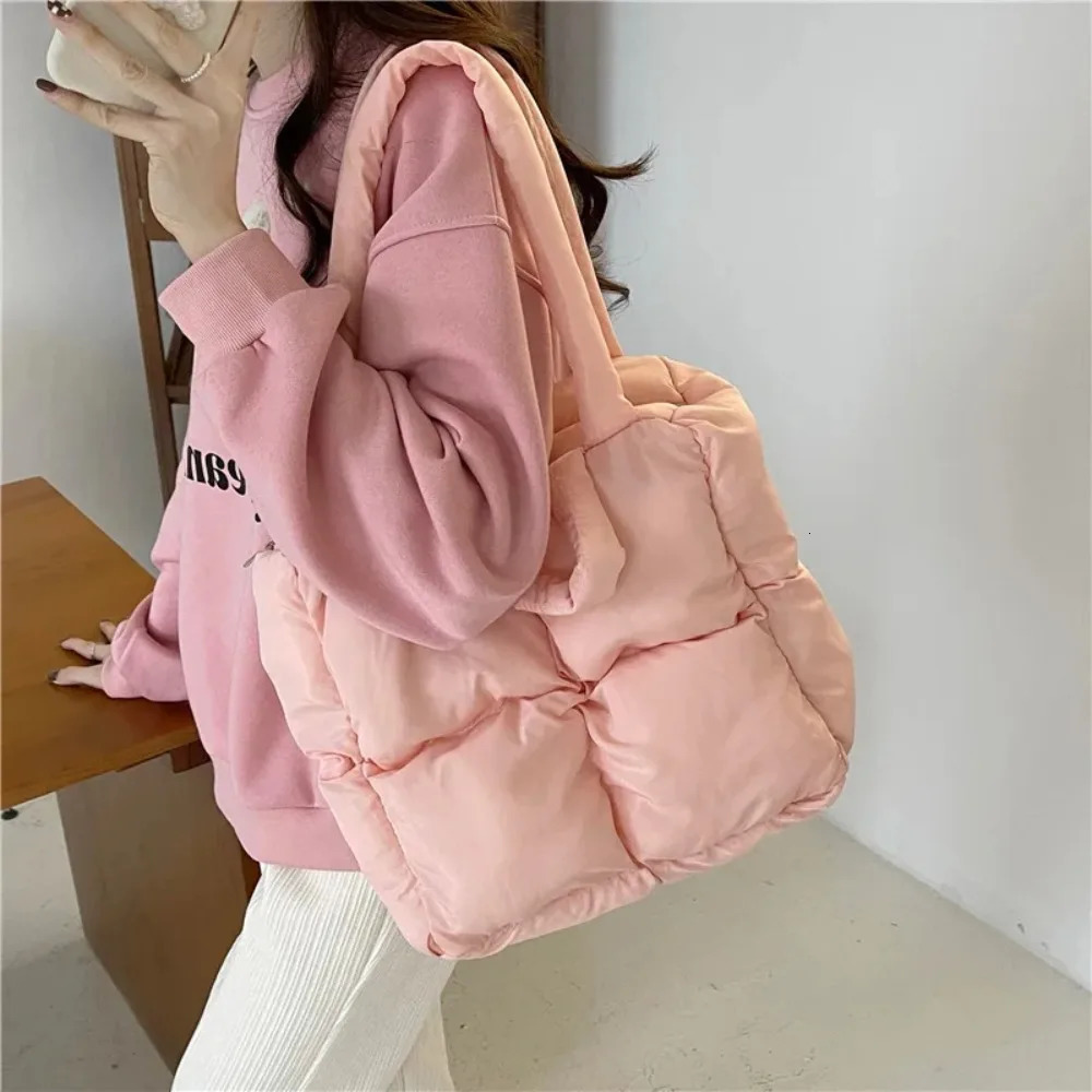 Large Capacity Puffy Shoulder Bag Quilted Nylon Cloth Down Feather Handbag Padded Soft Space Cotton Shopping Tote 250113
