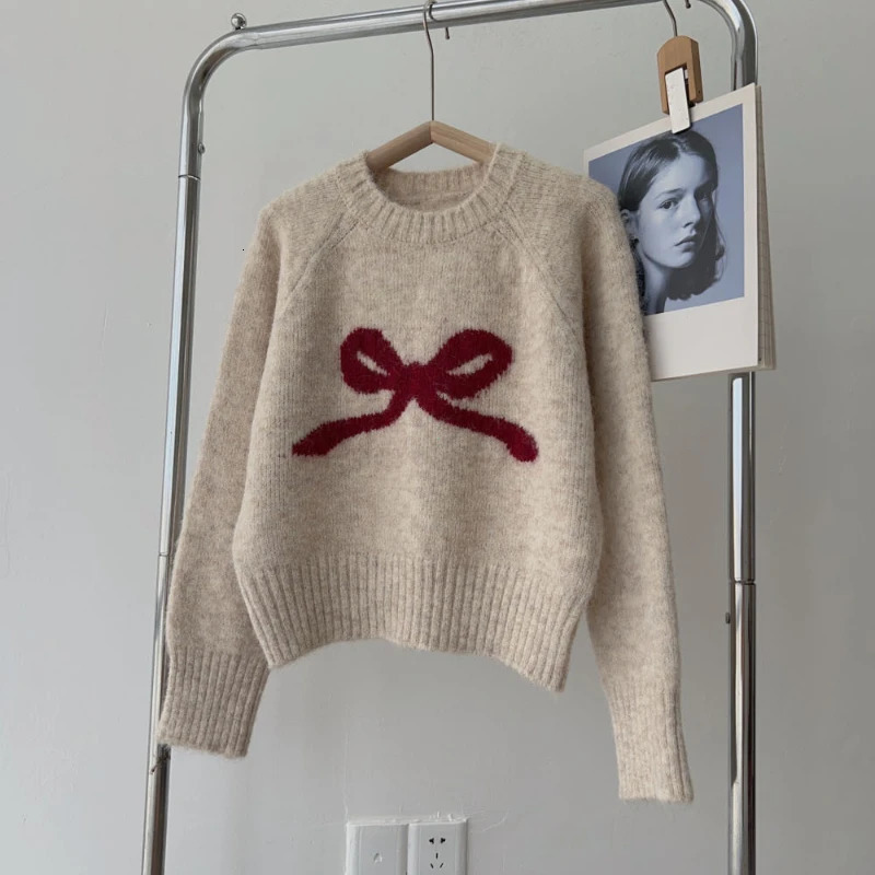 Gray Bow Round Neck Pullover Inner Wear Sweater Women Autumn and Winter Small Soft Glutinous Base Knit 250206
