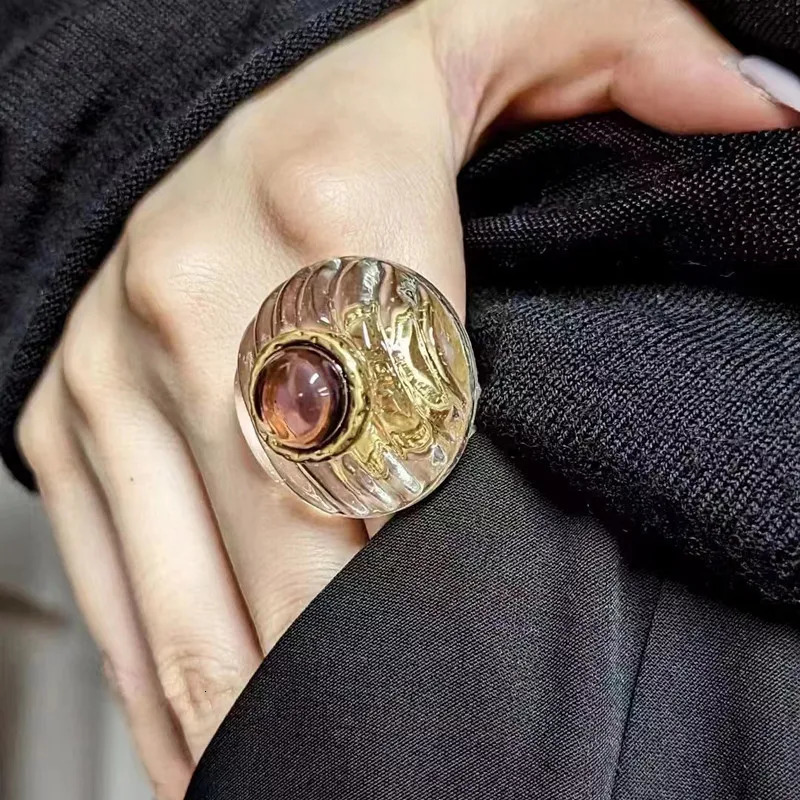 n Big Glass Crystal Fashion Rings For Women Transparent Round Statement Ring Jewelry Wholesale 250121