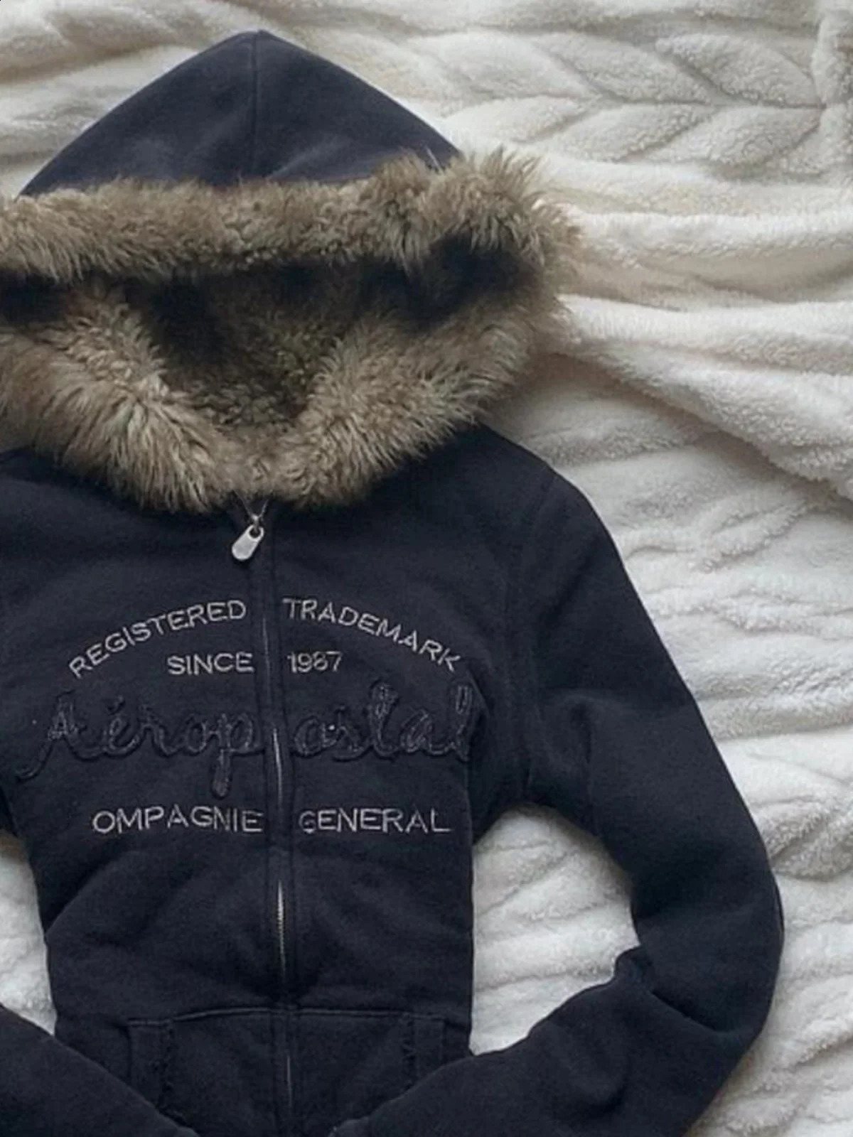 Harajuku Y2K Retro Letter Embroidery Thickened Plush Black Zipper Hoodie for Women Winter Warm Millennium Fashion Jacket 250116