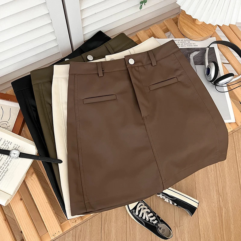 Women Summer Vintage Buttons Zipper Pocket PU Leather Skirt Versatile High Waist Slim Short Solid Aline Bodycon 250121