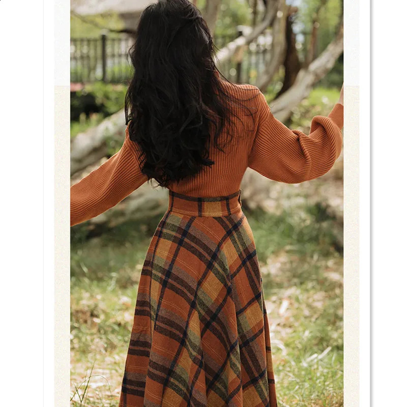 Womens Spring Autumn Vintage Plaid Long Skirts Sweater TwoPiece Set French Lady Graceful Knit Pullover High Waist Skirt Outfit 250122
