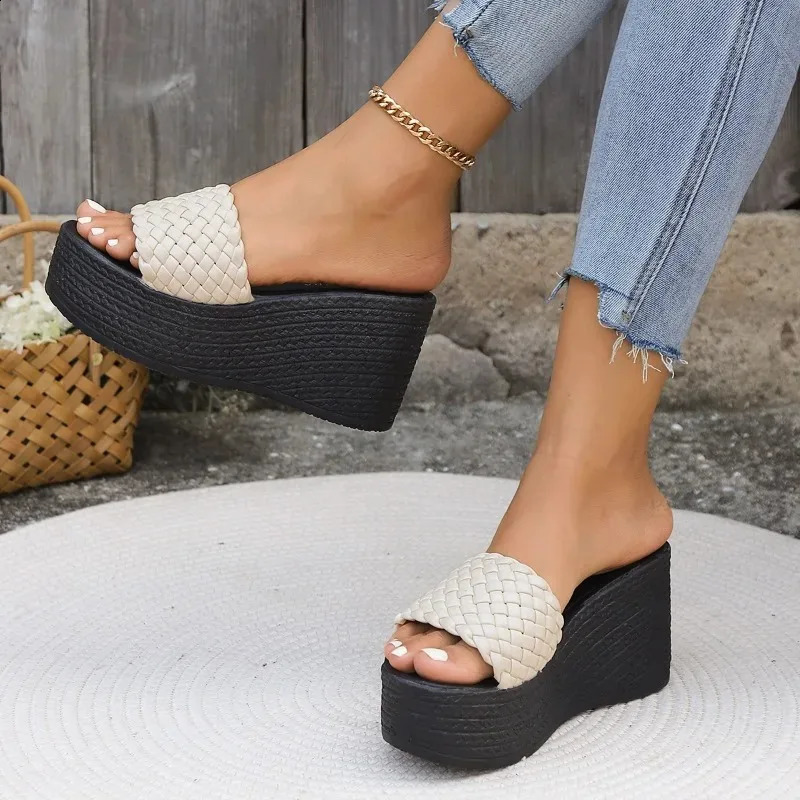 Wedges Slippers for Women Platform Sandals Woman Summer Chunky Wedge Heels Light Thick Sole Beach Shoes 250117