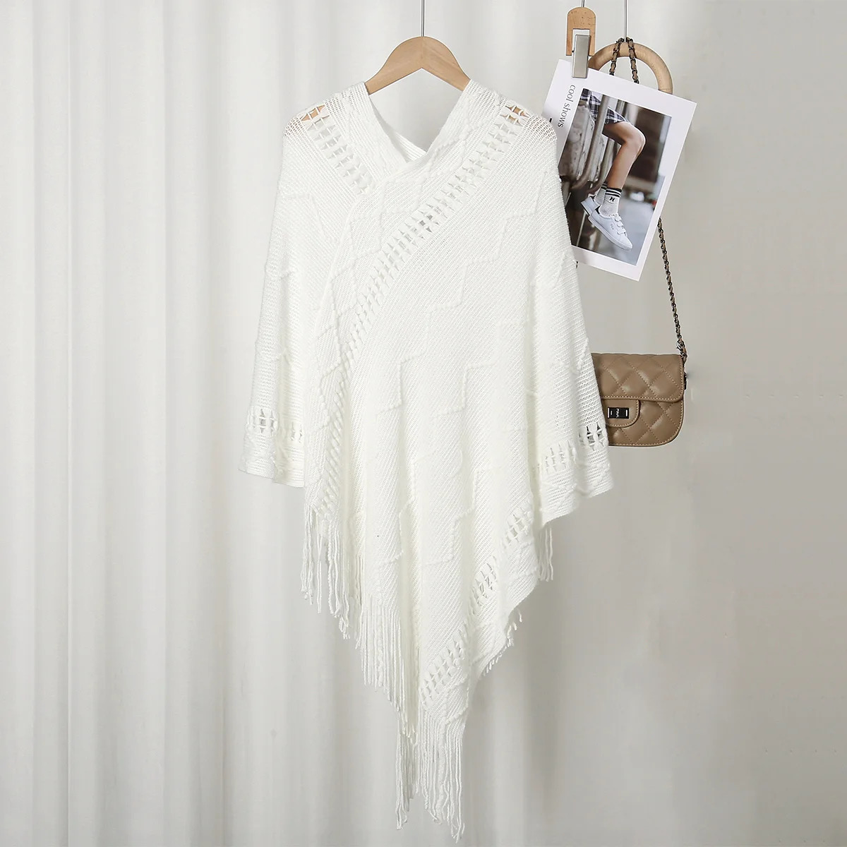 Fashion Tassel Knitted Poncho Scarf Solid Color Elegant Women Wraps Ladlies Spring Autumn Keep Warm Loose Shawl Stoles 250120