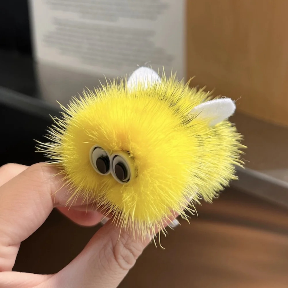 Cute Real Mink Hair Small Bee Scrunchie Thick Band Ponytail Holster Plush Headdress Rubber Ring Accessories 250118
