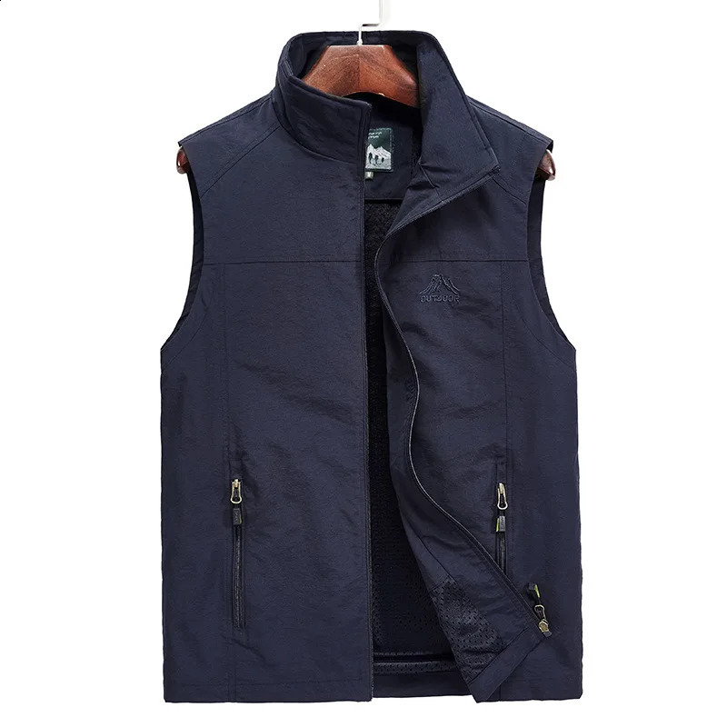 Mens Vest with Extra Fat and Oversized Camisole Quick Drying Clothes with Multiple Pockets Work Clothes and Horse Jacket 250108