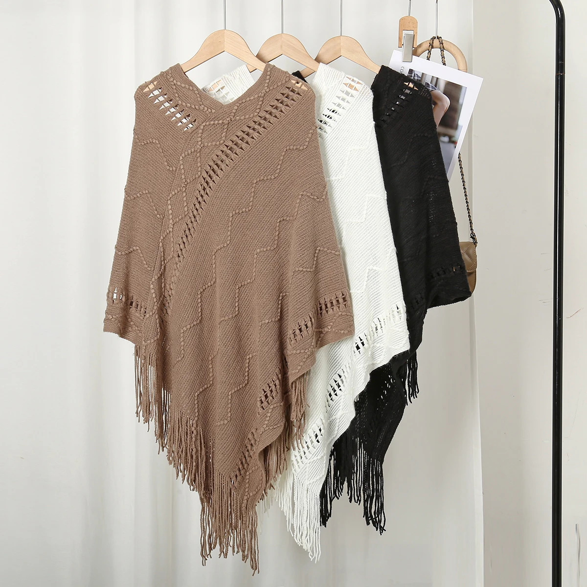 Fashion Tassel Knitted Poncho Scarf Solid Color Elegant Women Wraps Ladlies Spring Autumn Keep Warm Loose Shawl Stoles 250120