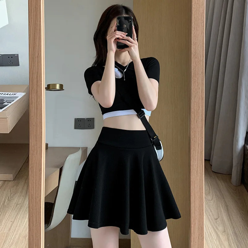 Summer Womens Skirts Fashion Sexy Mini Elastic Pleated Sun For School Girl Uniform Korean Black High Waist Tennis 250110Z